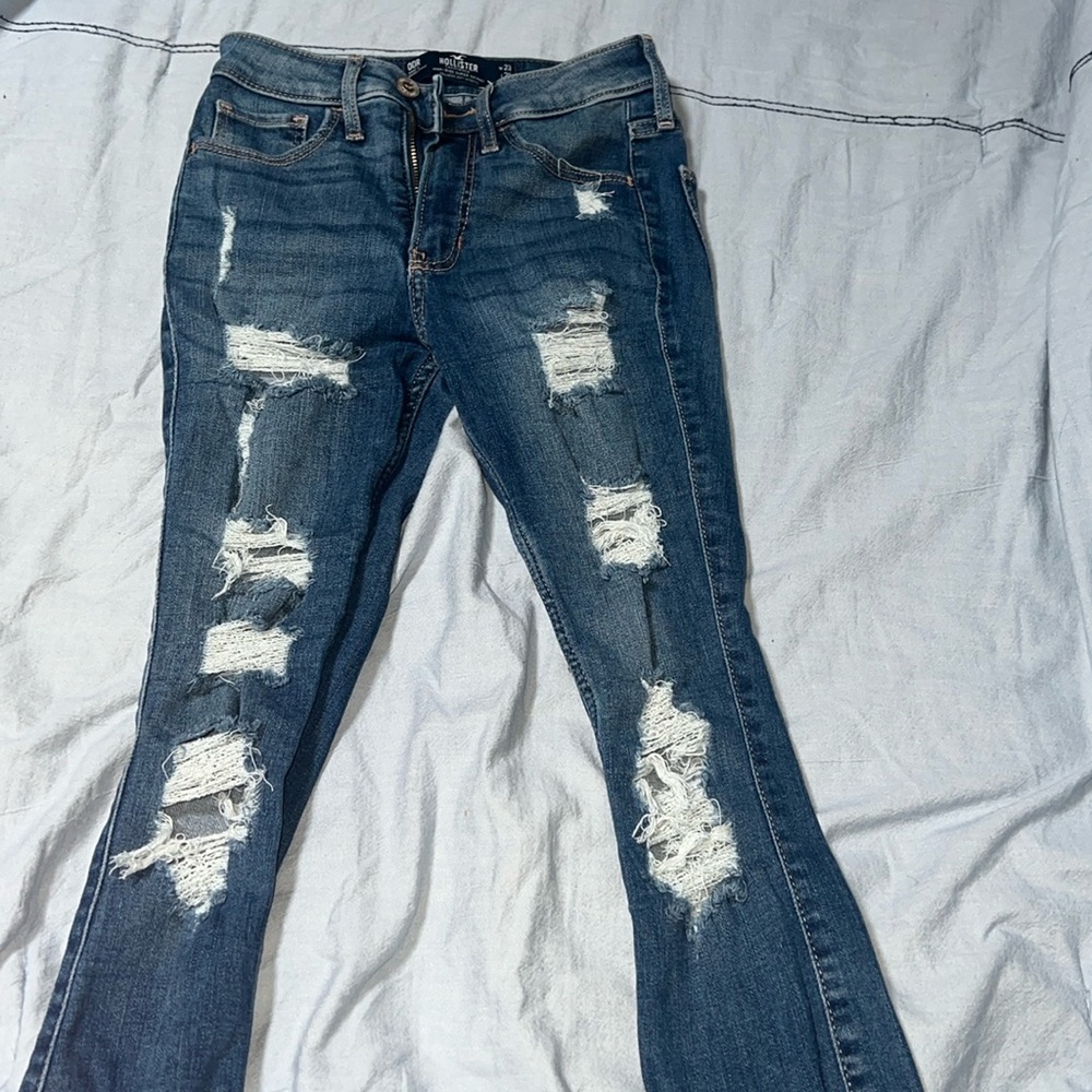 hollister skinny ripped jeans